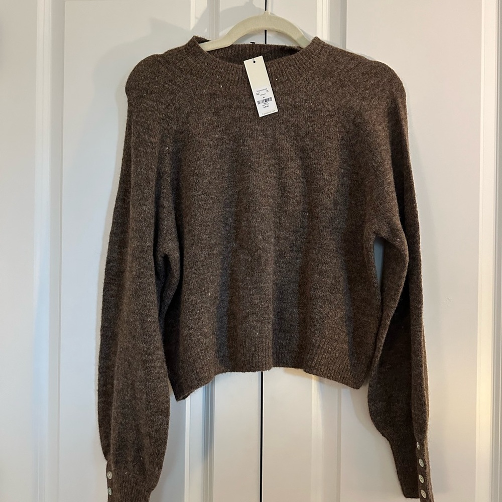 Brown Francesca’s sweater